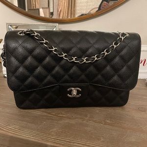 CHANEL jumbo caviar handbag